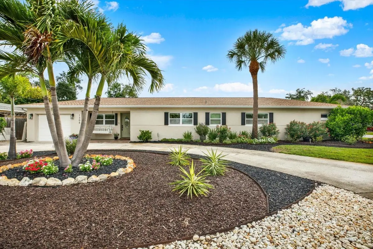 1308 Marion Drive S, Saint Petersburg, FL 33707 - #1
