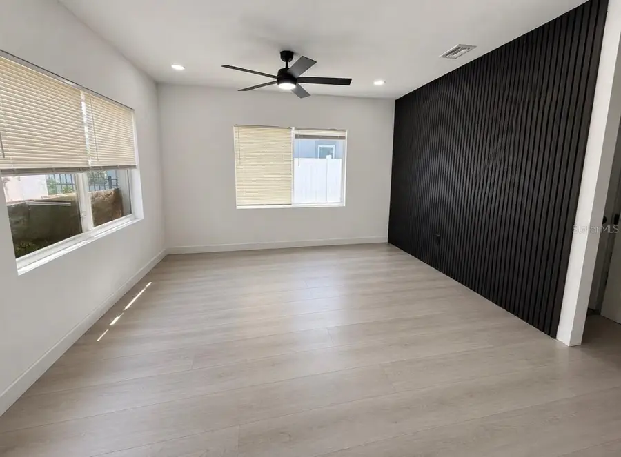 3010 6th Avenue S, Saint Petersburg, FL 33712 - #2