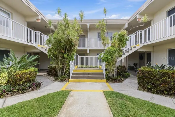 6700 1st Avenue S #211, ST PETERSBURG, FL 33707