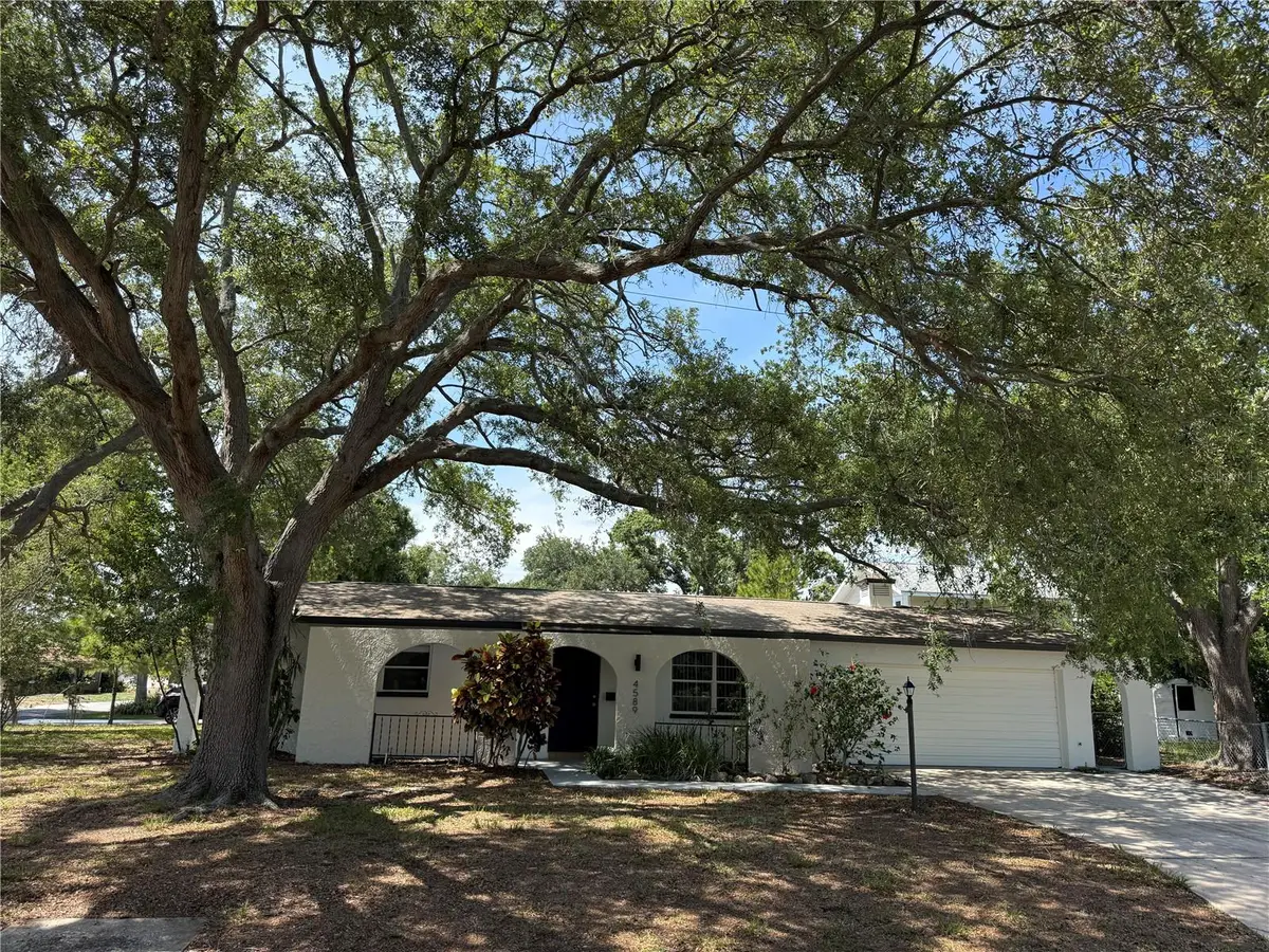 4589 32nd Avenue N, Saint Petersburg, FL 33713 - #1