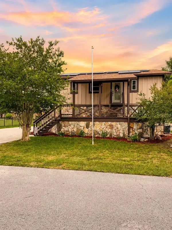 9100 Debbie Lane, HUDSON, FL 34669