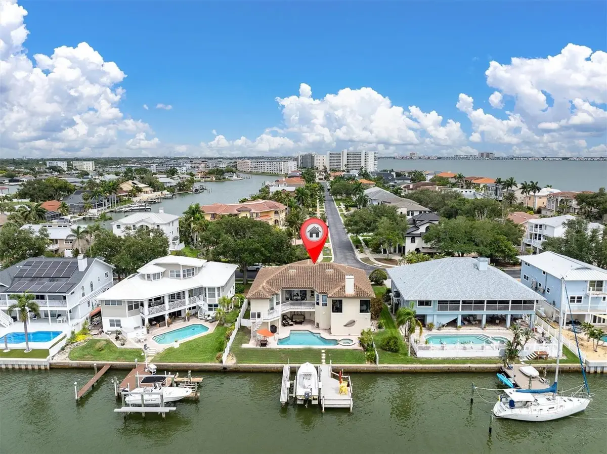 2853 Seabreeze Drive S, Gulfport, FL 33707 - #1