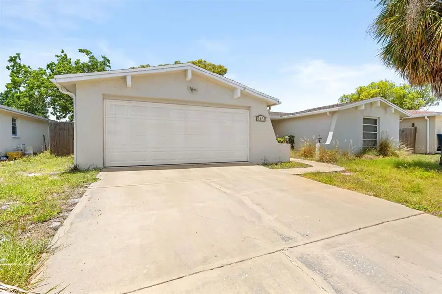 9131 Hunt Club Lane, Port Richey, FL 34668 - #3