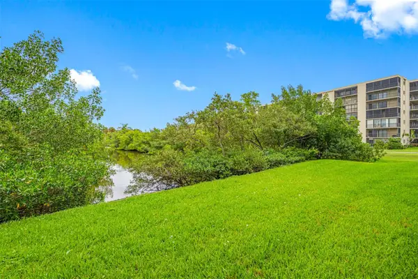 900 Cove Cay Drive #1F, CLEARWATER, FL 33760