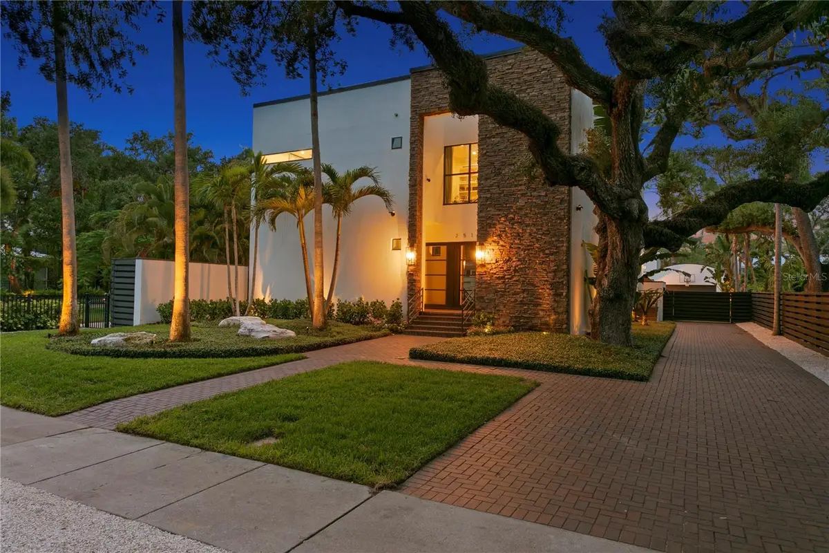 2515 W Shell Point Road, Tampa, FL 33611 - #1