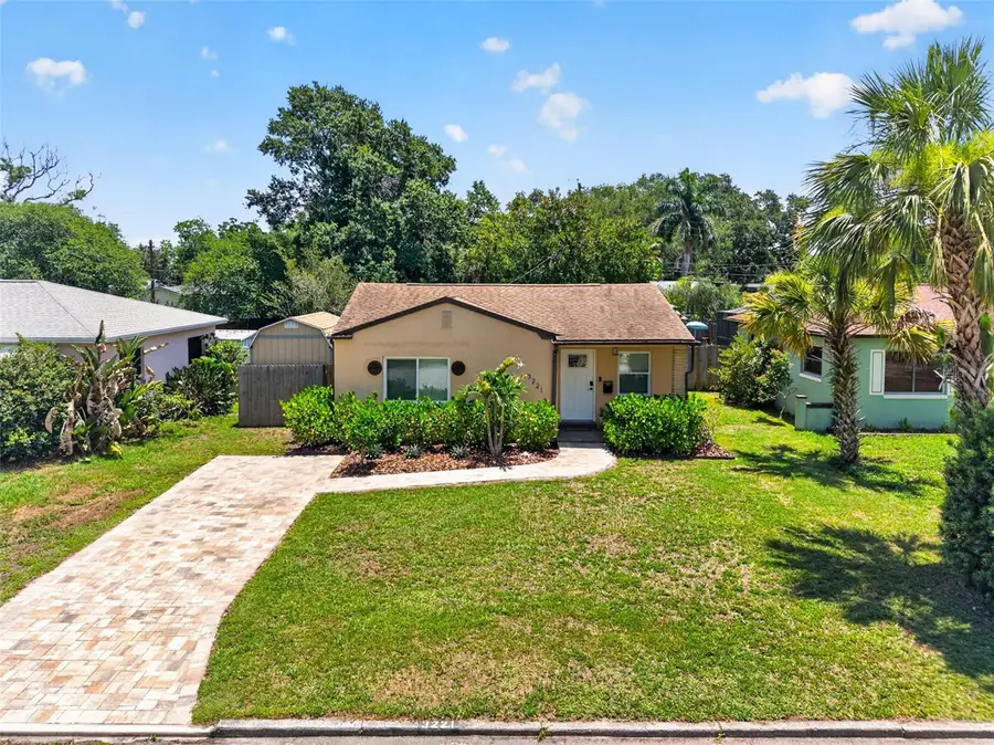 3221 14th Street N, Saint Petersburg, FL 33704 - #2