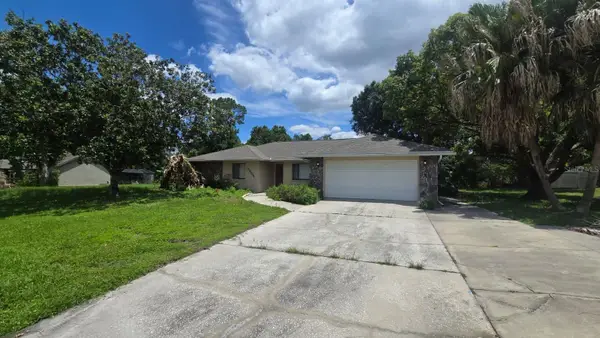 35208 Dolphin Lake Drive, ZEPHYRHILLS, FL 33541