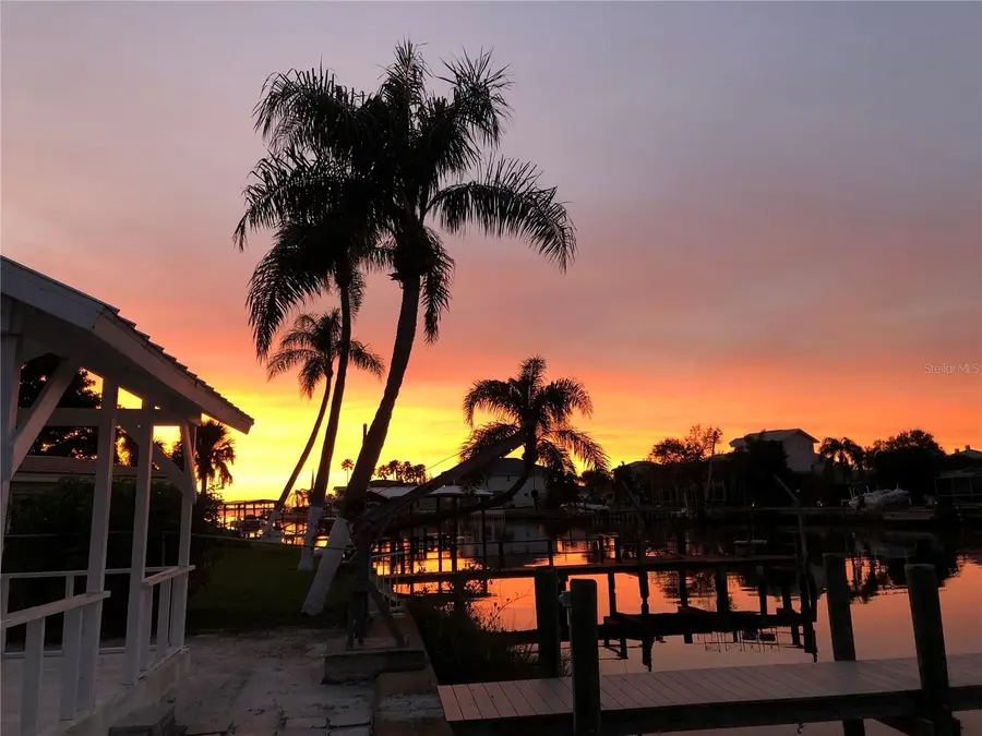 2395 Hanover Dr, Dunedin, FL 34698 - #3