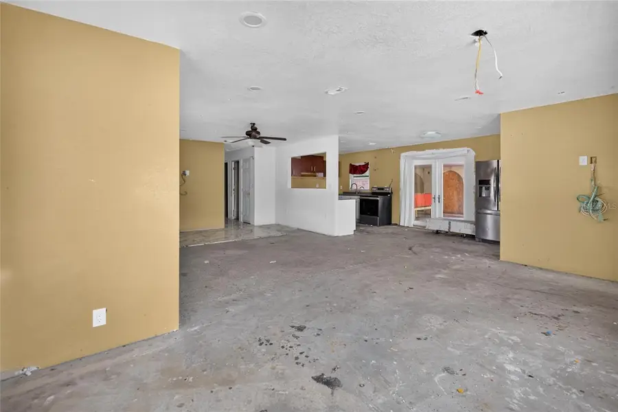 5609 Larimer Drive, Tampa, FL 33615 - #3