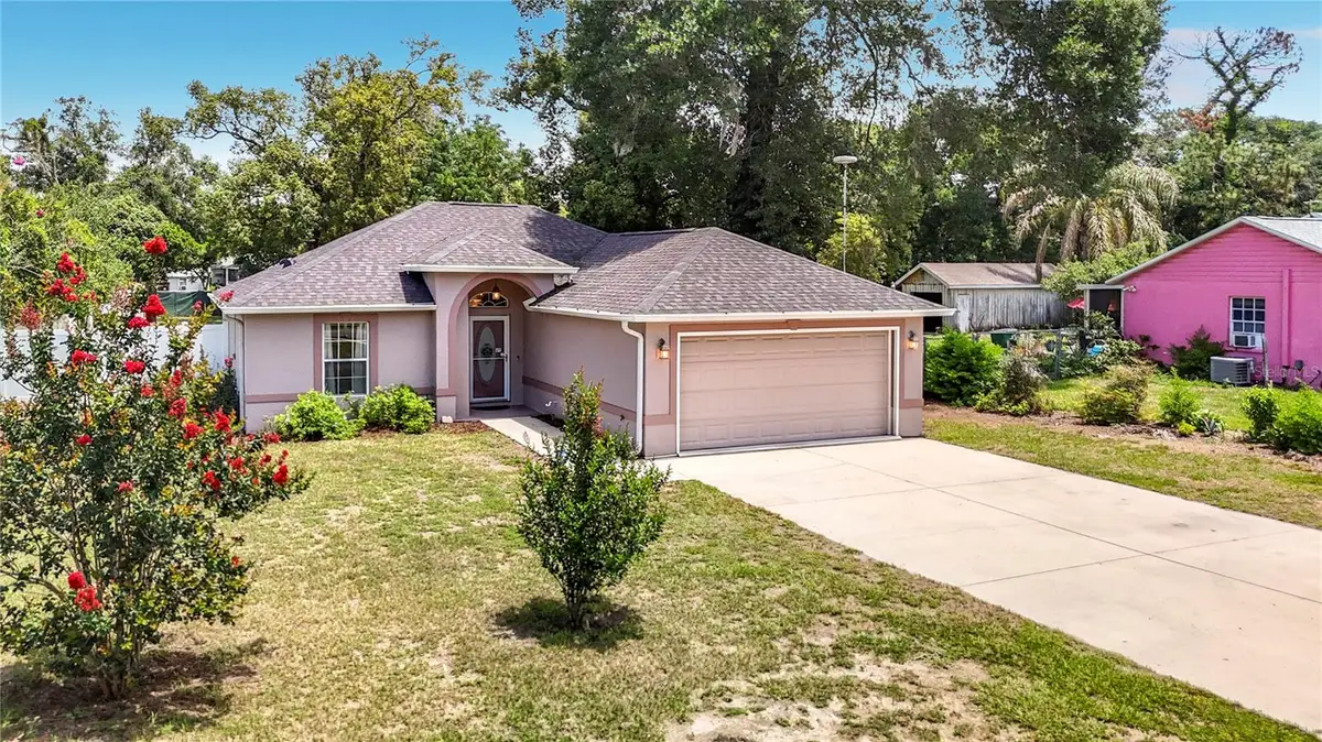 39033 6th Ave, Zephyrhills, FL 33542 - #1