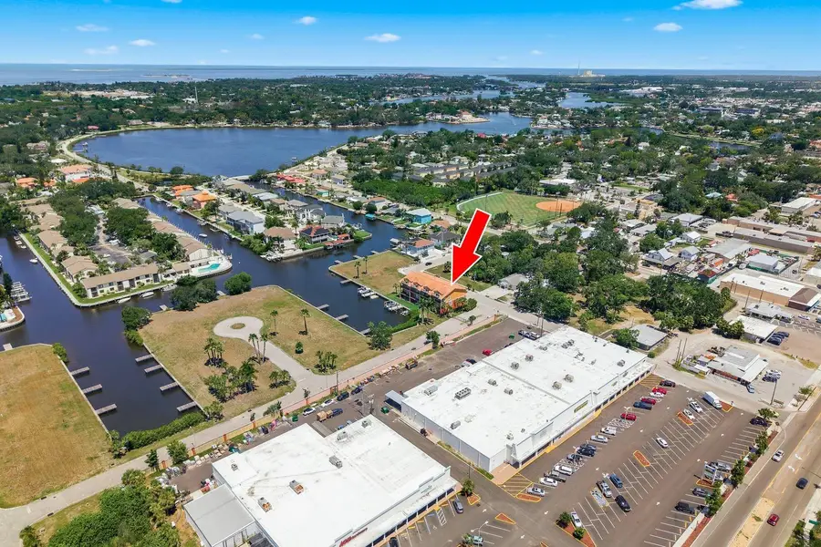 47 W Morgan Street, Tarpon Springs, FL 34689 - #2