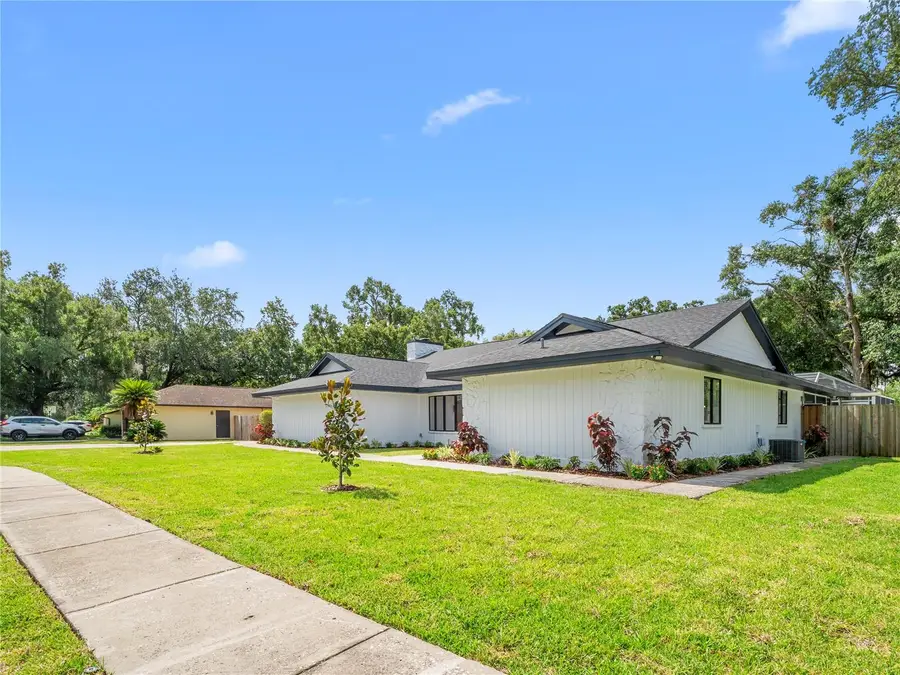 15901 Dover Cliffe Drive, Lutz, FL 33548 - #2