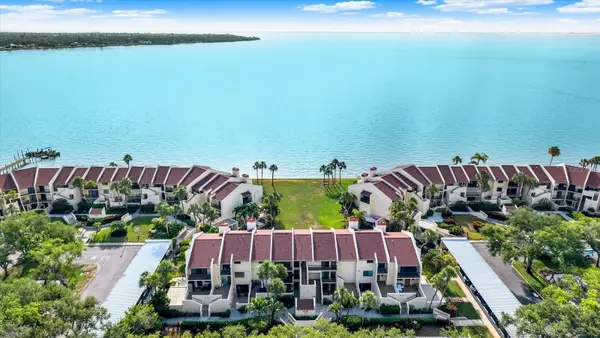 7530 Sunshine Skyway Lane S #P7, ST PETERSBURG, FL 33711
