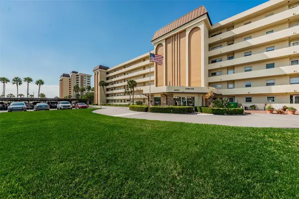 4650 Cove Circle #105, ST PETERSBURG, FL 33708