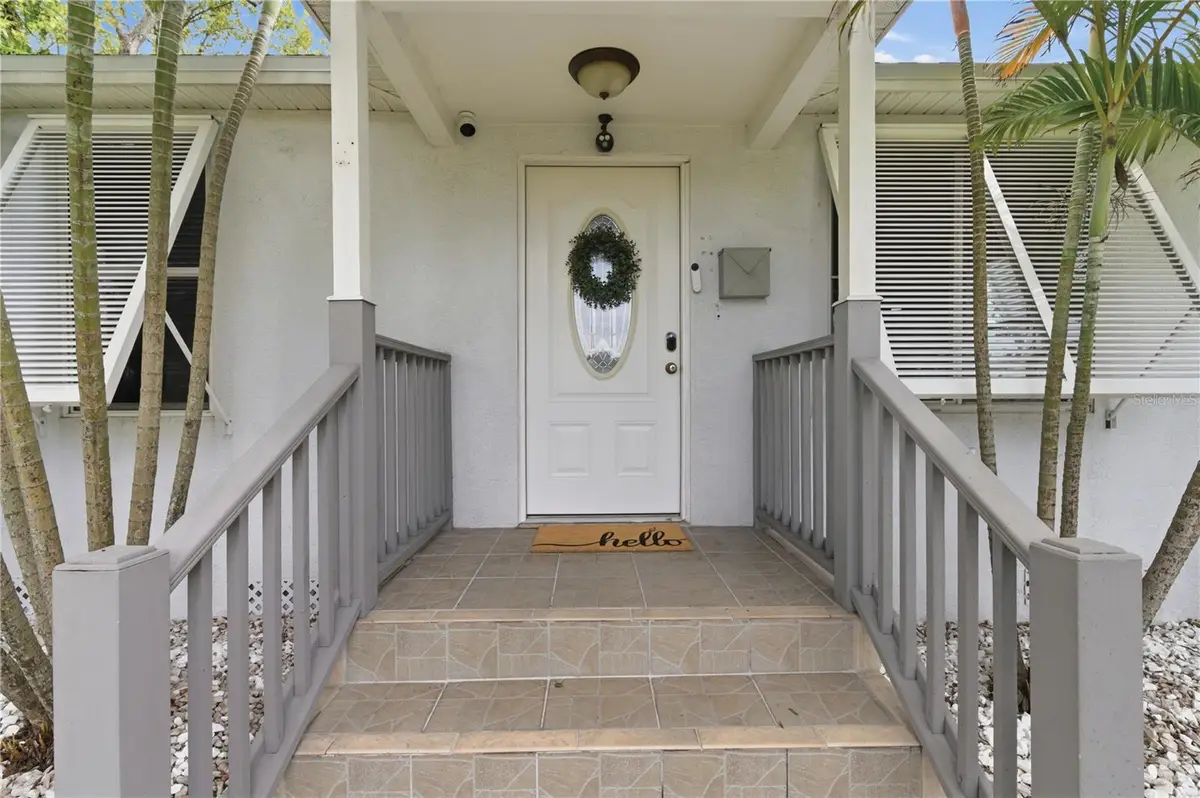 2710 16th Avenue N, Saint Petersburg, FL 33713 - #1