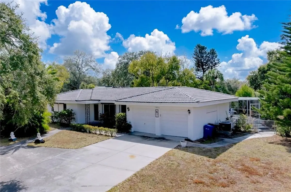 1002 Bay Breeze Terrace, Largo, FL 33770 - #1