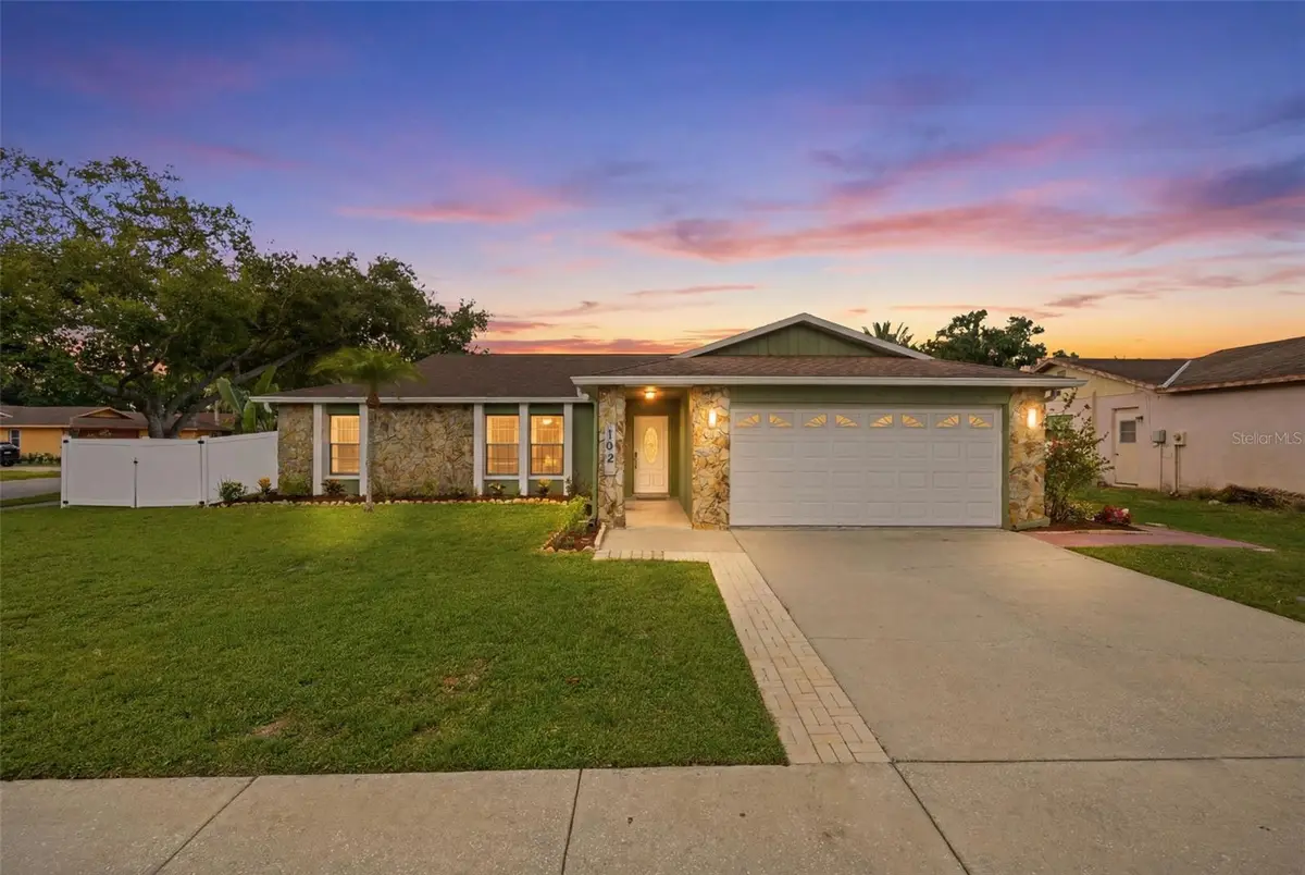 102 Peacock Circle, Safety Harbor, FL 34695 - #1