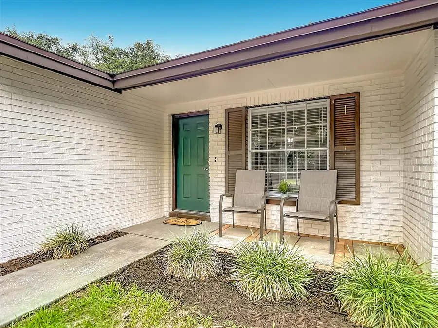 903 Carrie Cove, Valrico, FL 33594 - #2