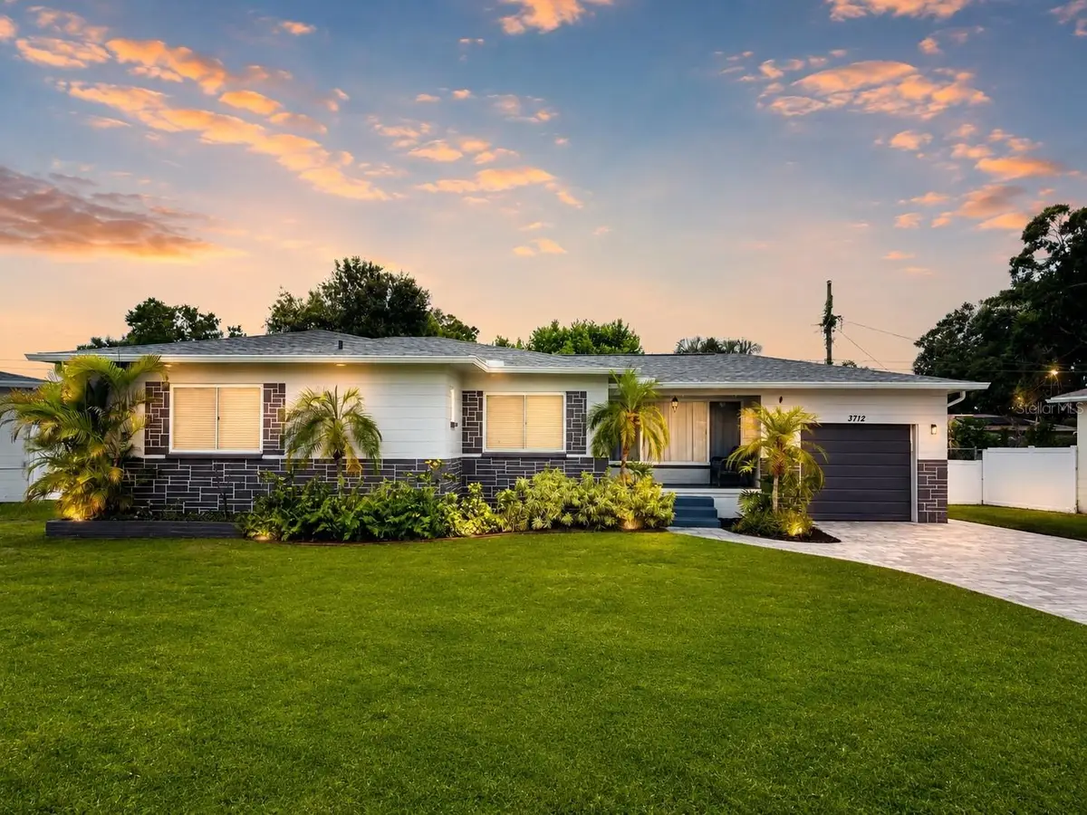 3712 30th Avenue N, Saint Petersburg, FL 33713 - #1
