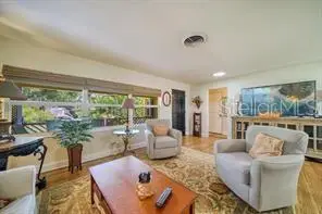 144 30th Avenue Ne, Saint Petersburg, FL 33704 - #3