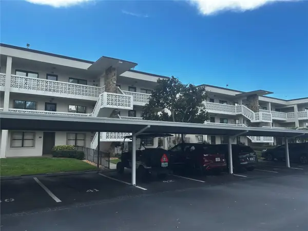 4910 Bay Street Ne #210, ST PETERSBURG, FL 33703