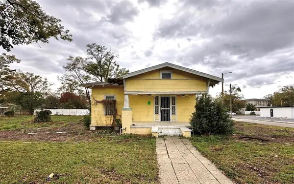 3210 N Tampa Street, TAMPA, FL 33603