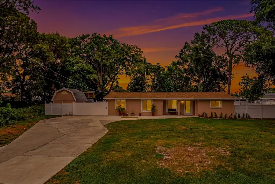 8205 Westridge Drive, Tampa, FL 33615 - #3
