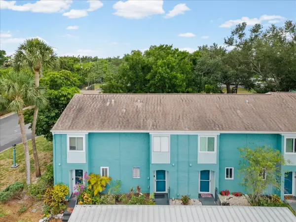179 114th Avenue N #179, ST PETERSBURG, FL 33716