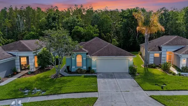 5526 Gallant Fox Court, WESLEY CHAPEL, FL 33544