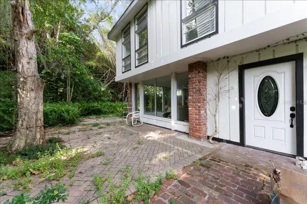 3000 58th Avenue N, ST PETERSBURG, FL 33714