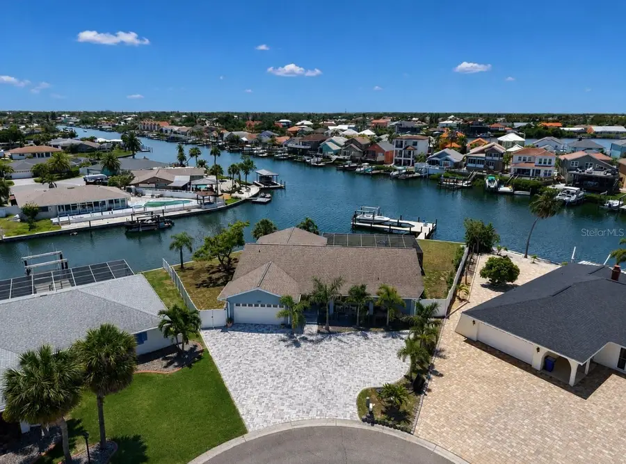 6301 Cottonwood Lane, Apollo Beach, FL 33572 - #3