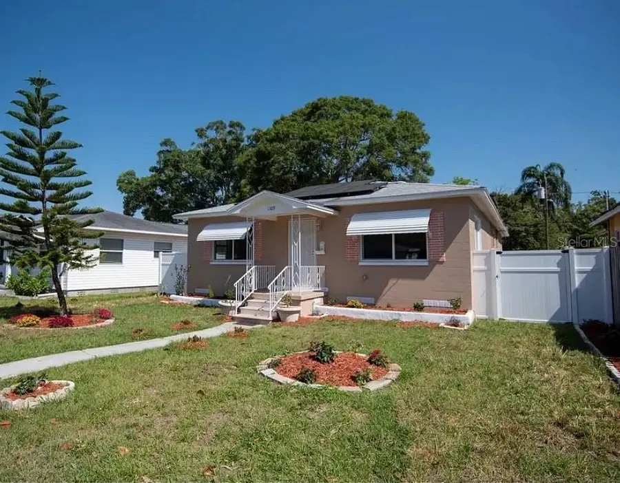 1329 34th Avenue N, Saint Petersburg, FL 33704 - #2