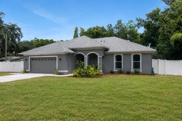 219 Willow Bend Parkway, LUTZ, FL 33549