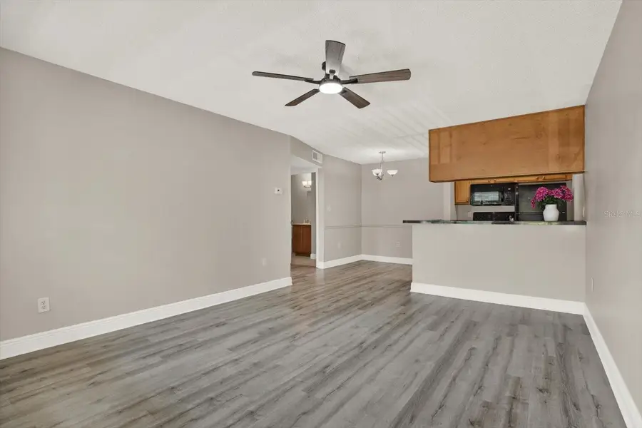 308 Lake Parsons Green #203, Brandon, FL 33511 - #3