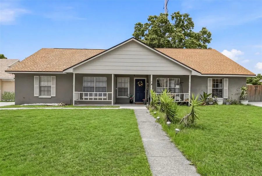 3257 Laurel Dale Drive, Tampa, FL 33618 - #2