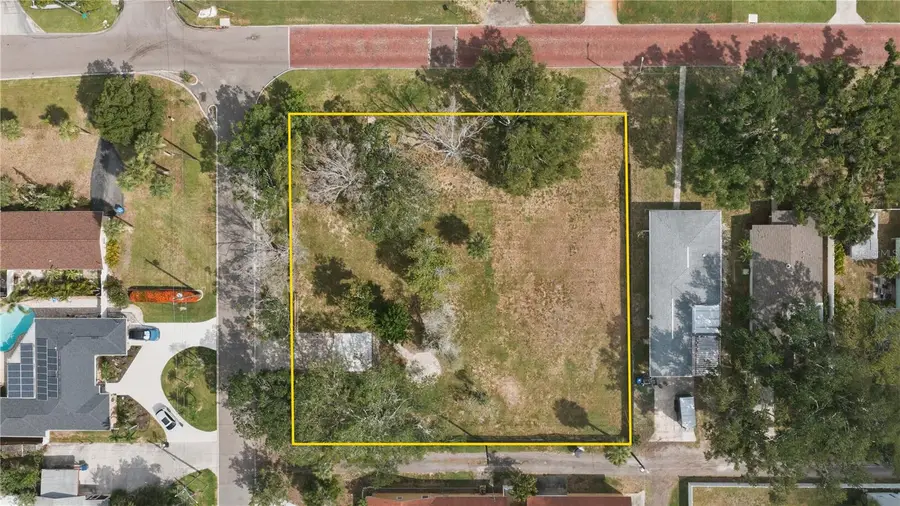 698 Villagrande Avenue S, Saint Petersburg, FL 33707 - #2