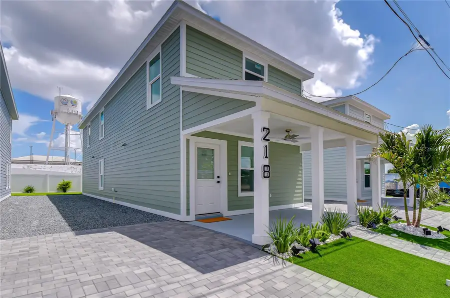 218 8th Avenue Drive W, Bradenton, FL 34205 - #3