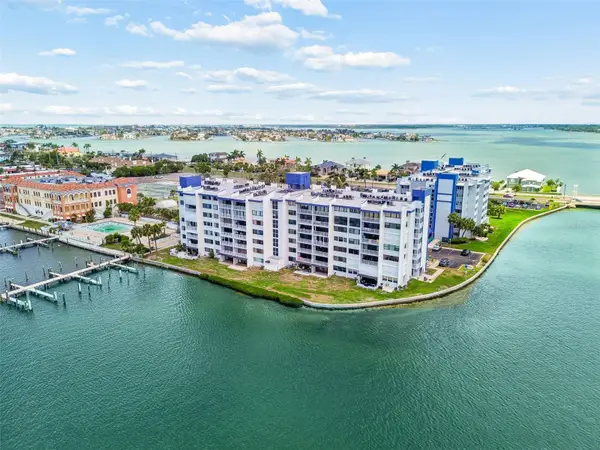450 Treasure Island Causeway #106, TREASURE ISLAND, FL 33706