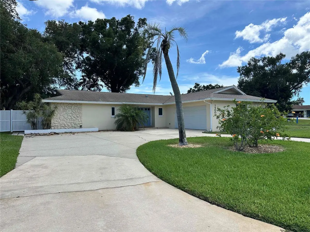 1500 N Dakota Avenue Ne, Saint Petersburg, FL 33703 - #1
