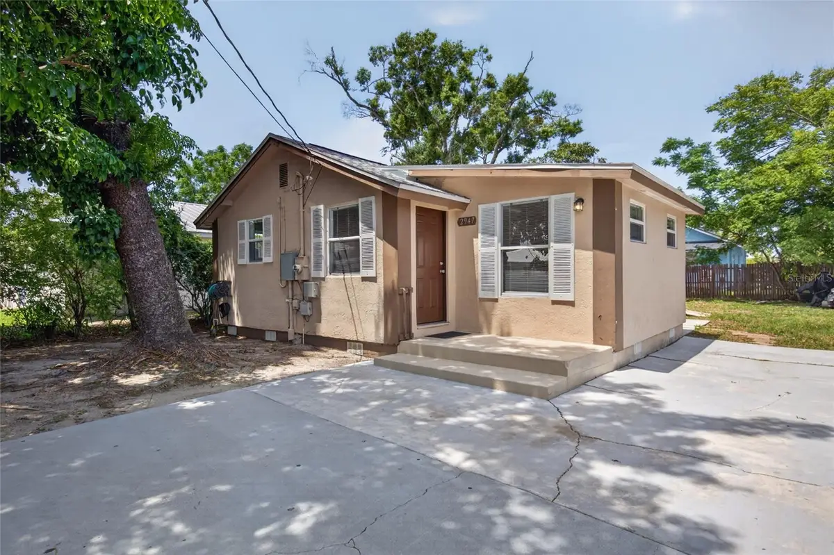 2947 Gillespie Avenue, Sarasota, FL 34234 - #1