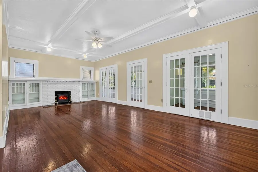 2800 2nd Avenue N, Saint Petersburg, FL 33713 - #3