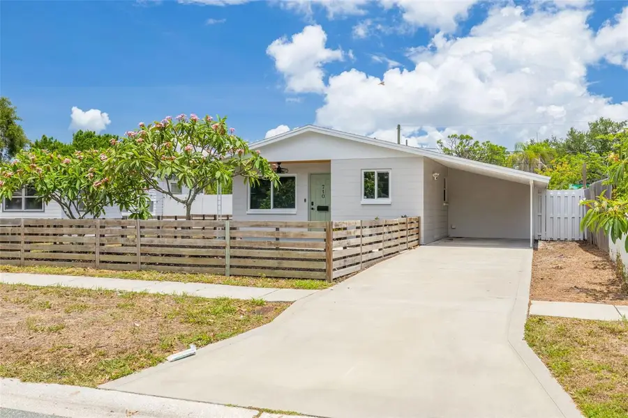 710 50th Avenue N, Saint Petersburg, FL 33703 - #2