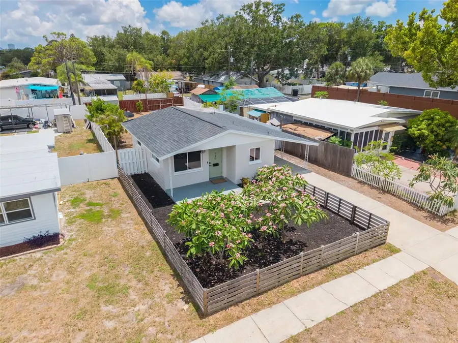 710 50th Avenue N, Saint Petersburg, FL 33703 - #3