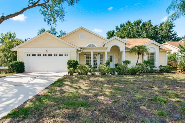 970 Valley View Circle, PALM HARBOR, FL 34684