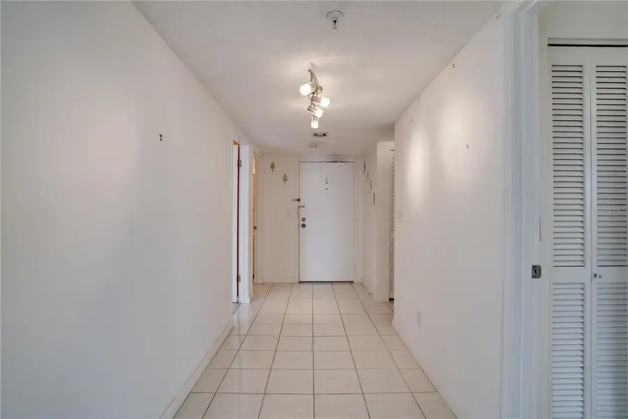 5940 Pelican Bay Plaza S #504, Saint Petersburg, FL 33707 - #2