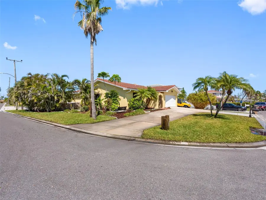 562 Johns Pass Avenue, Madeira Beach, FL 33708 - #2
