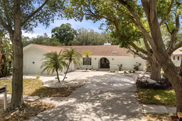 2786 Valencia Lane W, PALM HARBOR, FL 34684