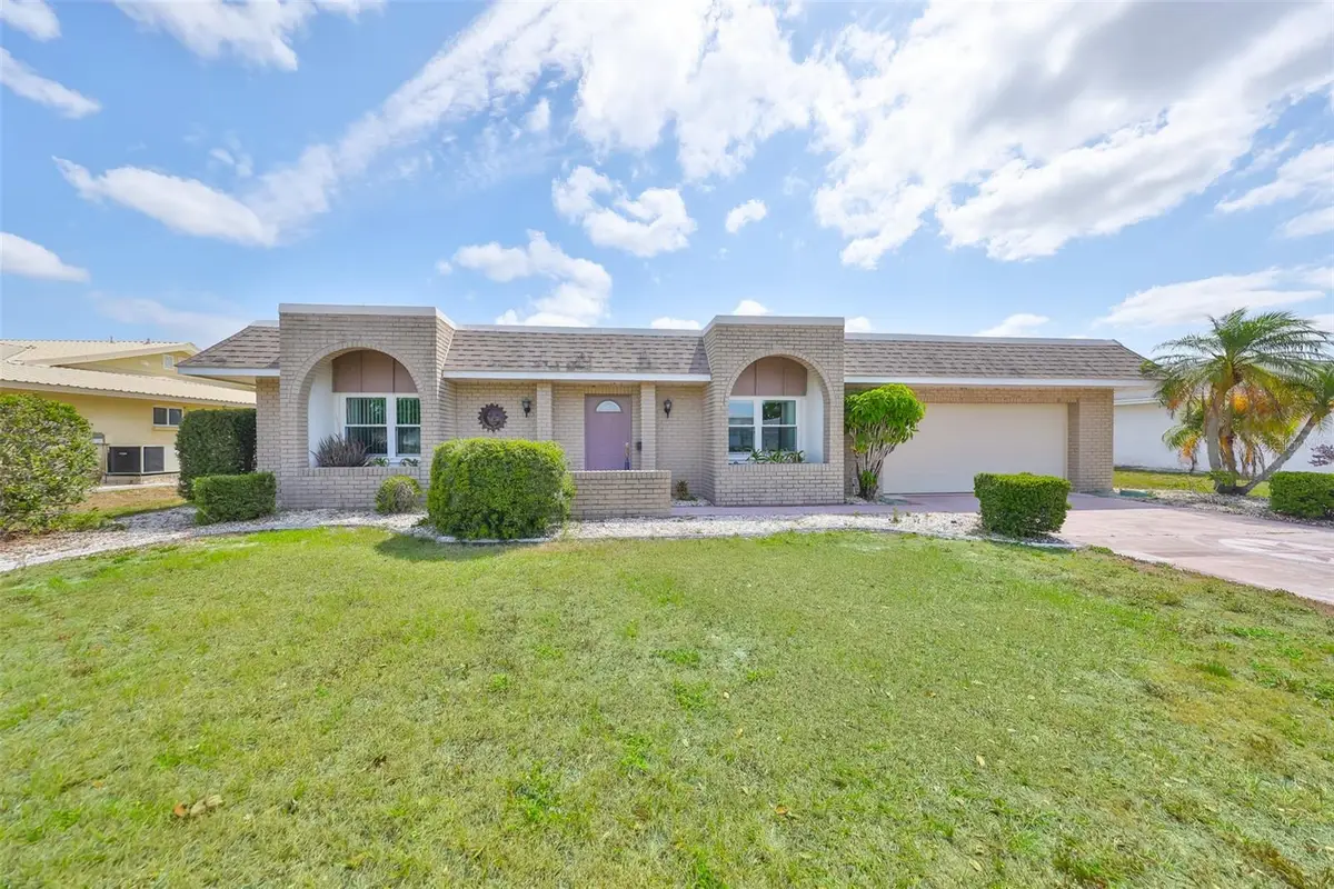 1529 Allegheny Drive, Sun City Center, FL 33573 - #1
