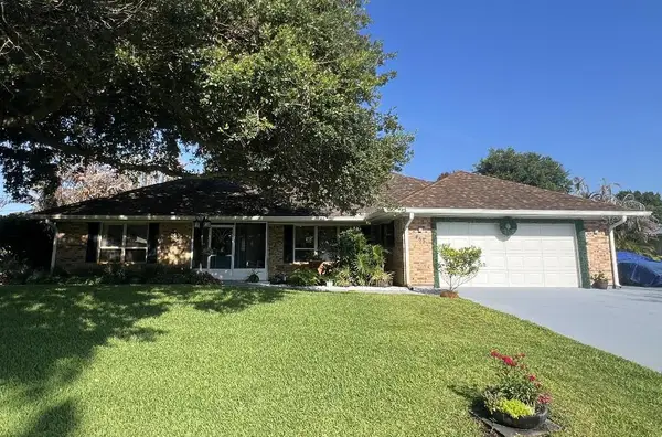 465 11th Avenue, VERO BEACH, FL 32962