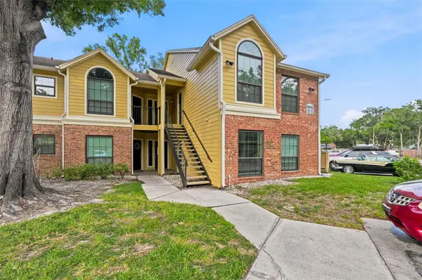 8642 Mallard Reserve Drive #101, TAMPA, FL 33614